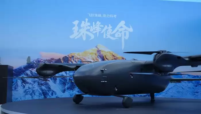 大疆首款eVTOL来了,它刚刚飞上珠峰
