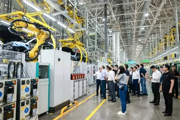 赛力斯董事长张兴海:问界高端底色离不开宁德时 代电池