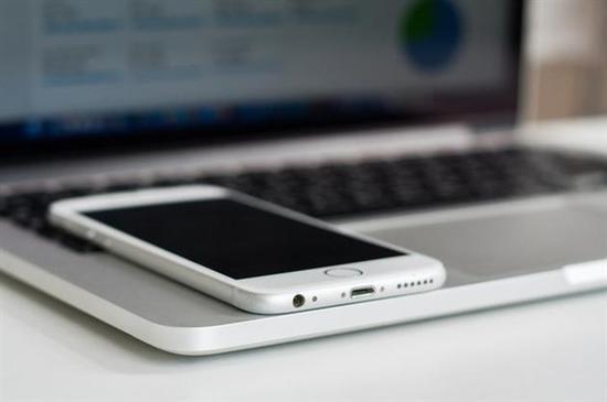 你期待 iPhone 通过 MacBook 进行无线充电吗？