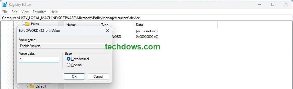 如何在 Windows 11 上启用或禁用桌面贴纸？