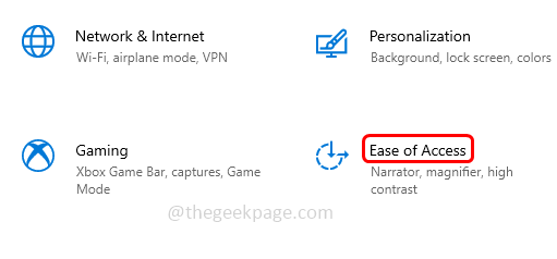 如何解决在 Windows 10 中桌面变成粉色或紫色的问题？