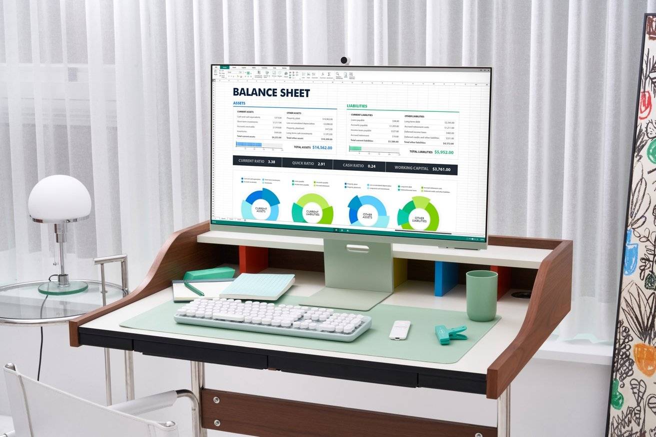 比较Apple Studio Display和Samsung Smart Monitor M8：哪个更适合你？