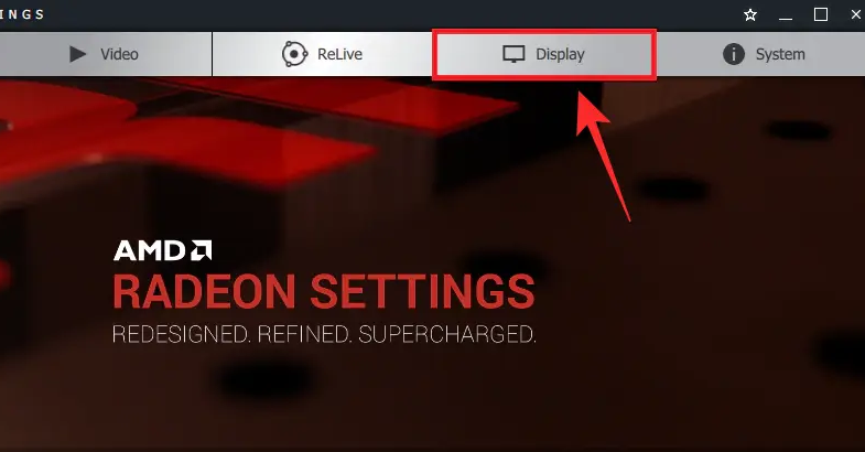 如何在 Windows 11 上调整屏幕亮度？