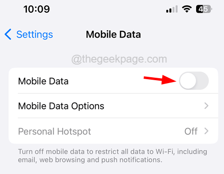 如何解决iPhone频繁在Wi-Fi和移动数据之间切换的问题？