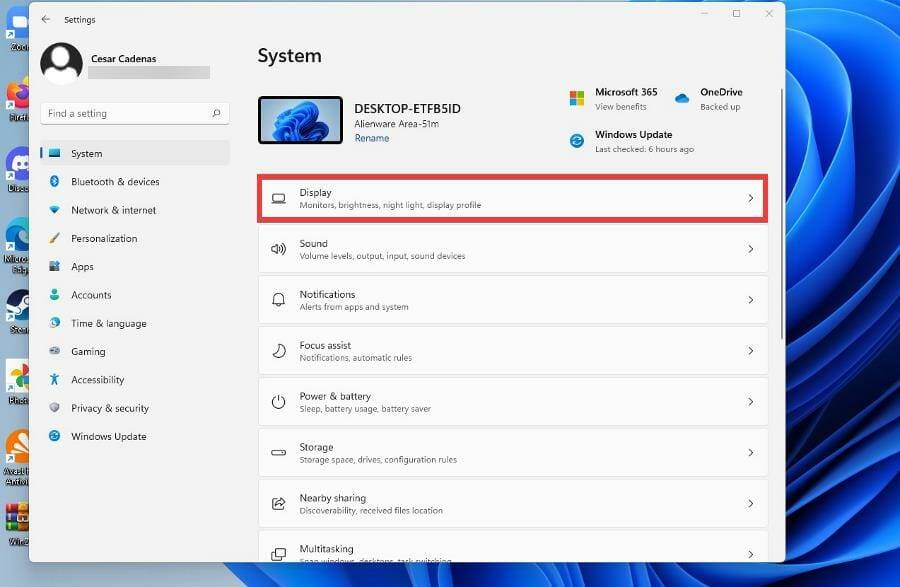 如何在 Windows 11 上配置内容自适应亮度