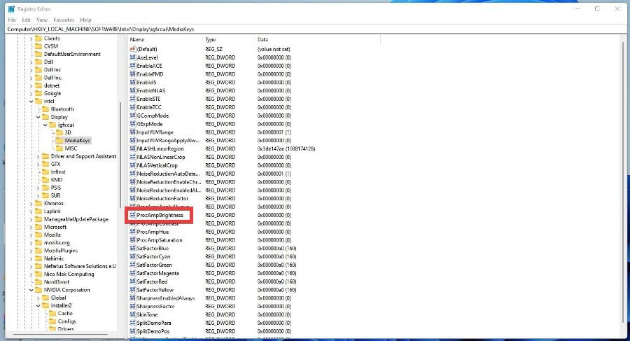 如何在 Windows 11 上配置内容自适应亮度