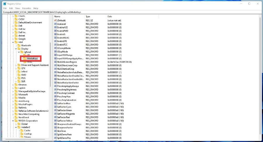 如何在 Windows 11 上配置内容自适应亮度