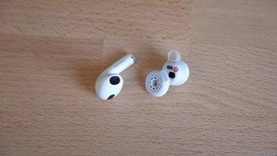 索尼的新 LinkBuds 与苹果的 AirPods 3