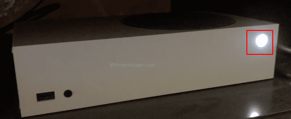 如何重置 Xbox Series S 或 X 的控制器