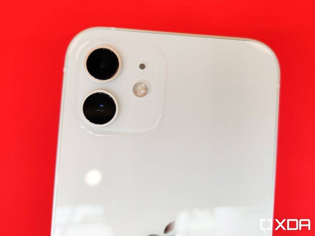 OnePlus 9RT vs. Apple iPhone 12：如何选择您的新智能手机？