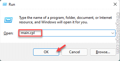 如何解决Windows 11 / 10中鼠标移动指针方向错误的问题？