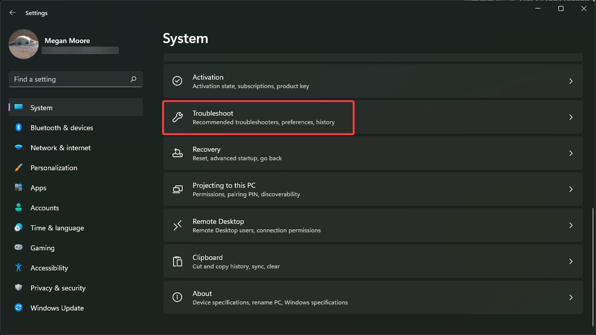 如何在 Windows 11 上解决 Epson 扫描仪无法运行的问题？