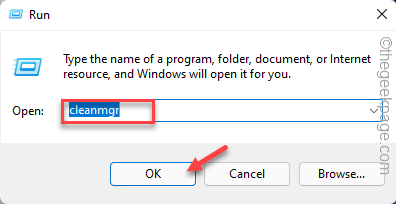 如何在 Windows 11 中删除旧的隐藏设备驱动程序？