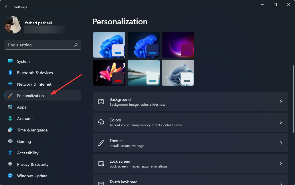 修复方法：Windows 11 任务栏不透明问题