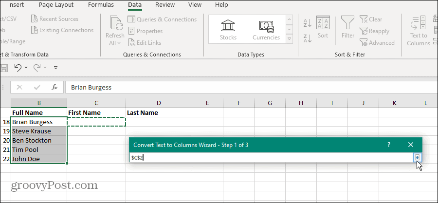 如何在 Excel 中分隔名称