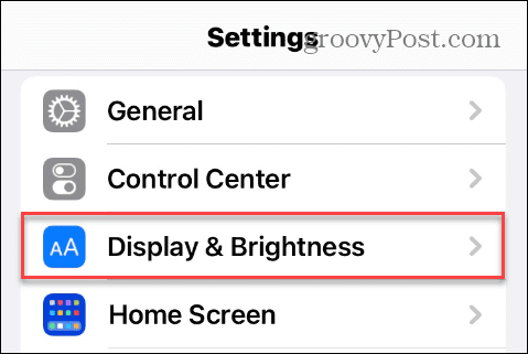 如何调整 iPhone 屏幕超时设置？