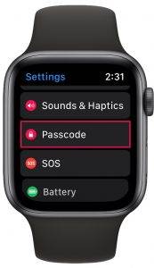 如何在Apple Watch上开启或关闭手腕检测功能？
