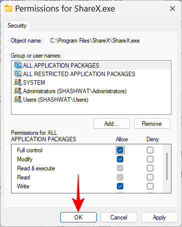 如何在 Windows 11 中安全地设置应用程序的高优先级？