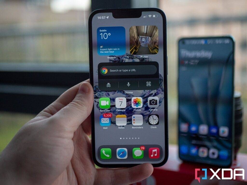 比较OnePlus 10 Pro和Apple iPhone 13 Pro：选择适合你的手机