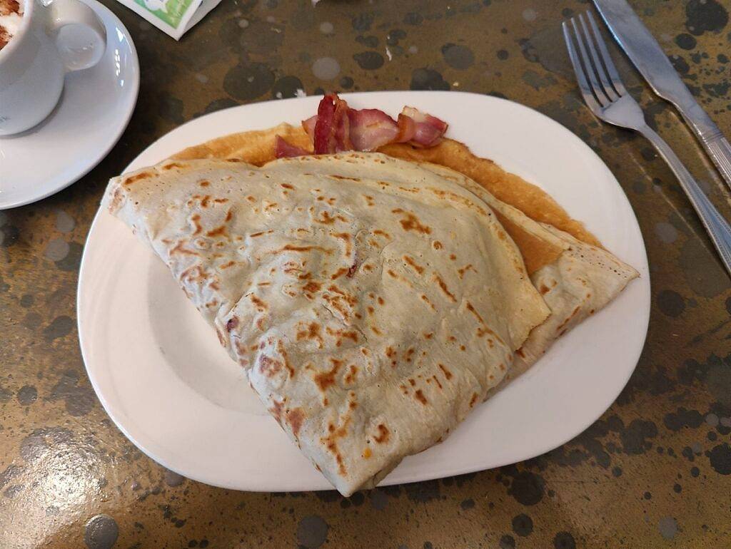 比较OnePlus 10 Pro和Apple iPhone 13 Pro：选择适合你的手机