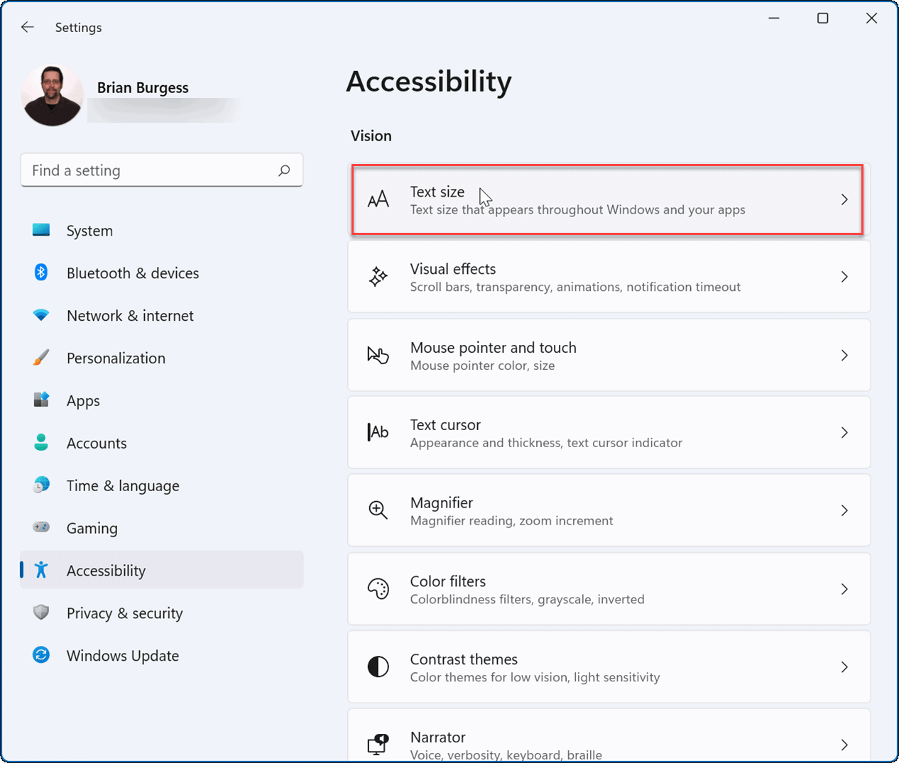 如何在 Windows 11 上调整显示比例设置