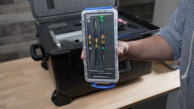 使用 iPhone 12 Mini 电池修复测试 Apple 的自我修复程序