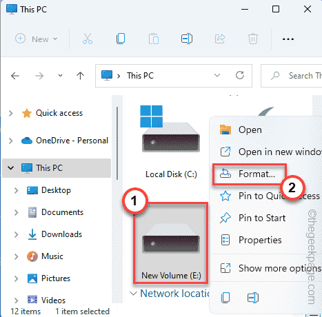 修复：USB 驱动器在 Windows 11 ,10 中显示错误的存储大小问题