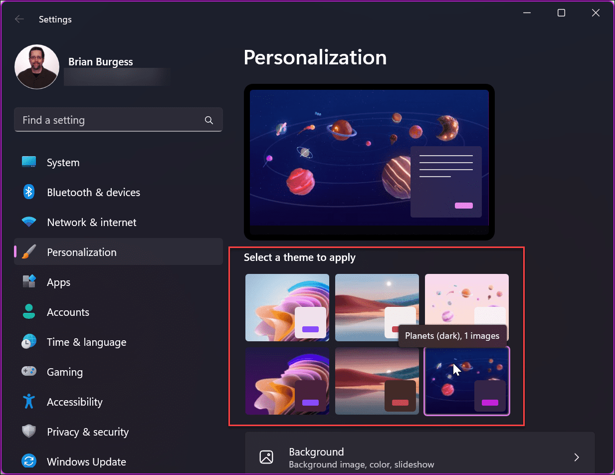 如何在 Windows 11 上解锁教育主题