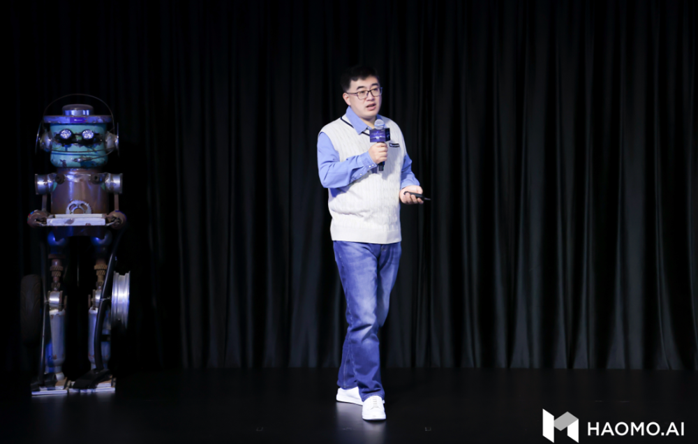 MANA OASIS加持，毫末算力极致优化，训练成本降低100倍