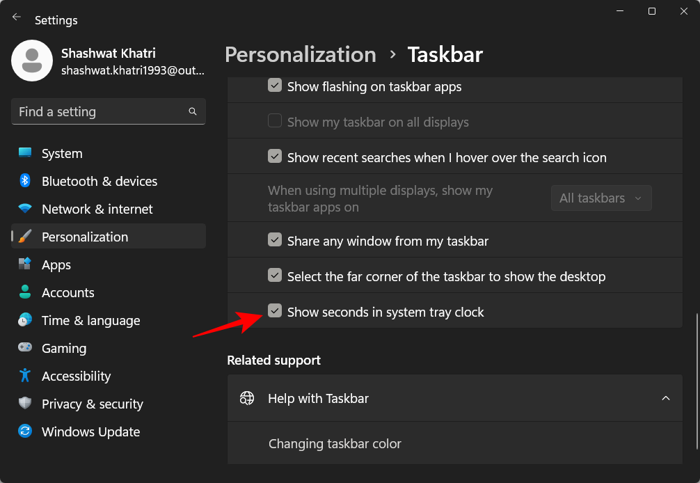 如何使用设置(以及其他 4 种方式)在 Windows 11 任务栏时钟中显示秒数