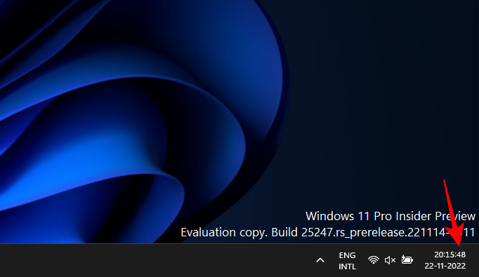 如何使用设置(以及其他 4 种方式)在 Windows 11 任务栏时钟中显示秒数