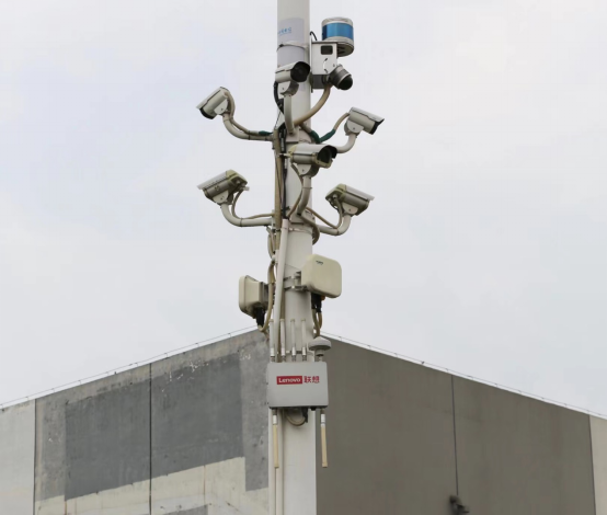 “聪明车”驶上“智慧路”,联想携手英特尔以5G+AI算力赋能车路云协同发展