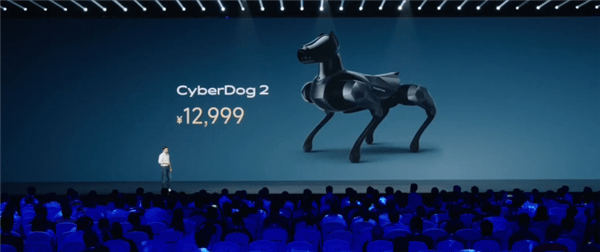 小米推出了第二代四足机器人CyberDog 2，它在外观和情感上与真狗媲美，并且还能翻跟头！