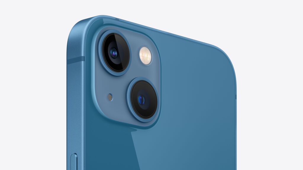 新标题：iPhone 13降价后的性价比大幅提升！新旧价格对比分析！