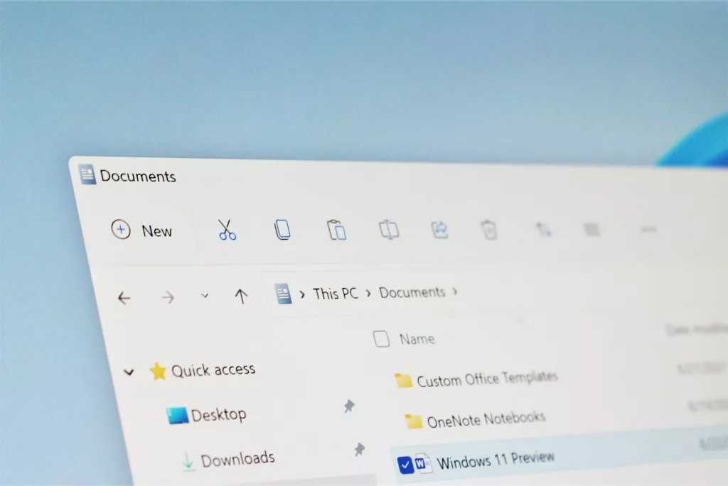 微软宣布恢复 Windows 11 文件管理器经典功能，未来探索其它简化方案