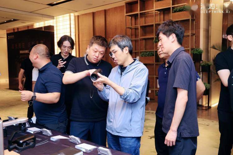 深知未来公布 2023 新品：无人机载荷、夜视仪等产品纷纷亮相