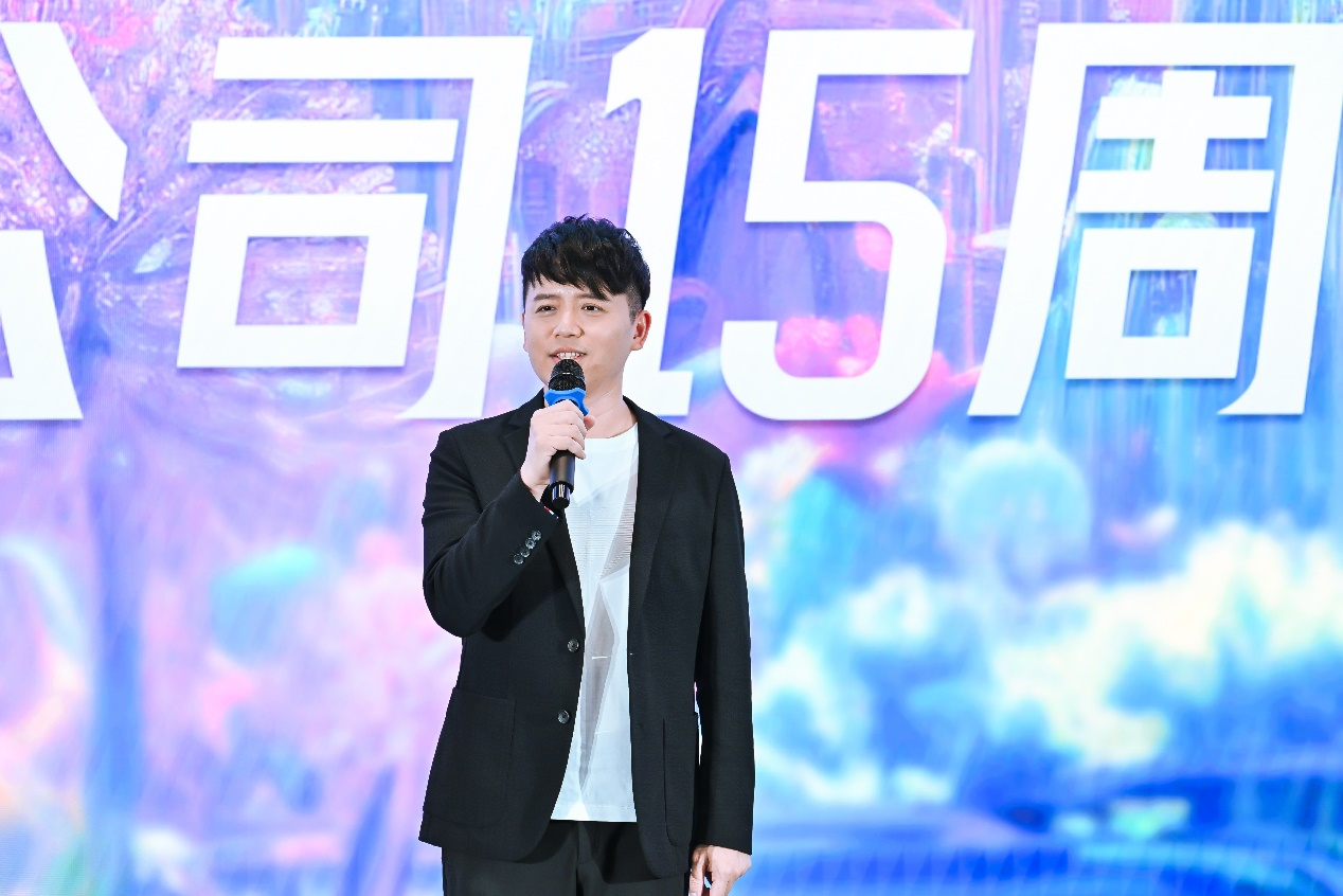 美图发布全新版视觉大模型3.0：为广告、电商、游戏、动漫、影视五大行业提供强力支持