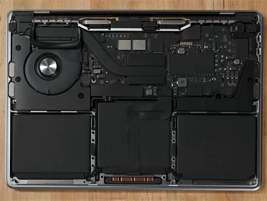 入门级 MacBook Pro M3 被阉割了什么: 7 个重点你要知