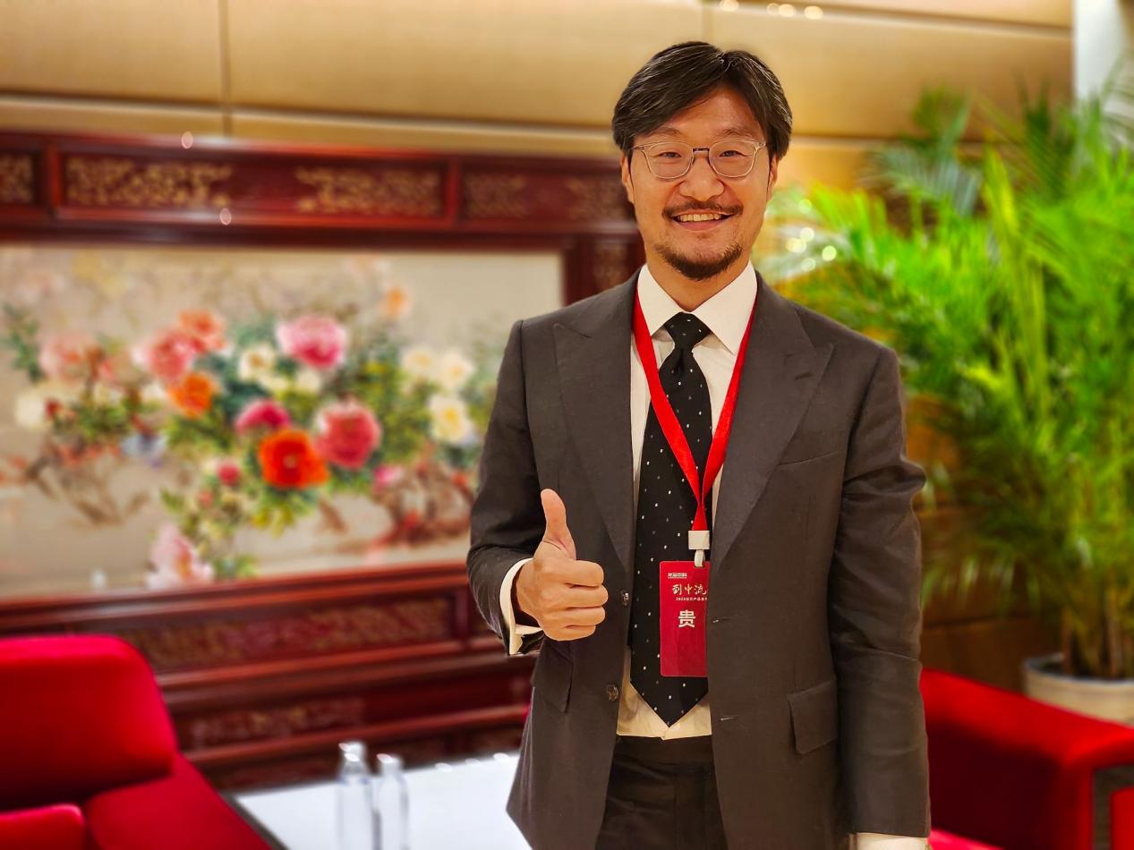 IT之家采访华硕中国区总经理俞元麟:龙芯 3A6000 已满足主流 C 端需求,努力打造高品质产品