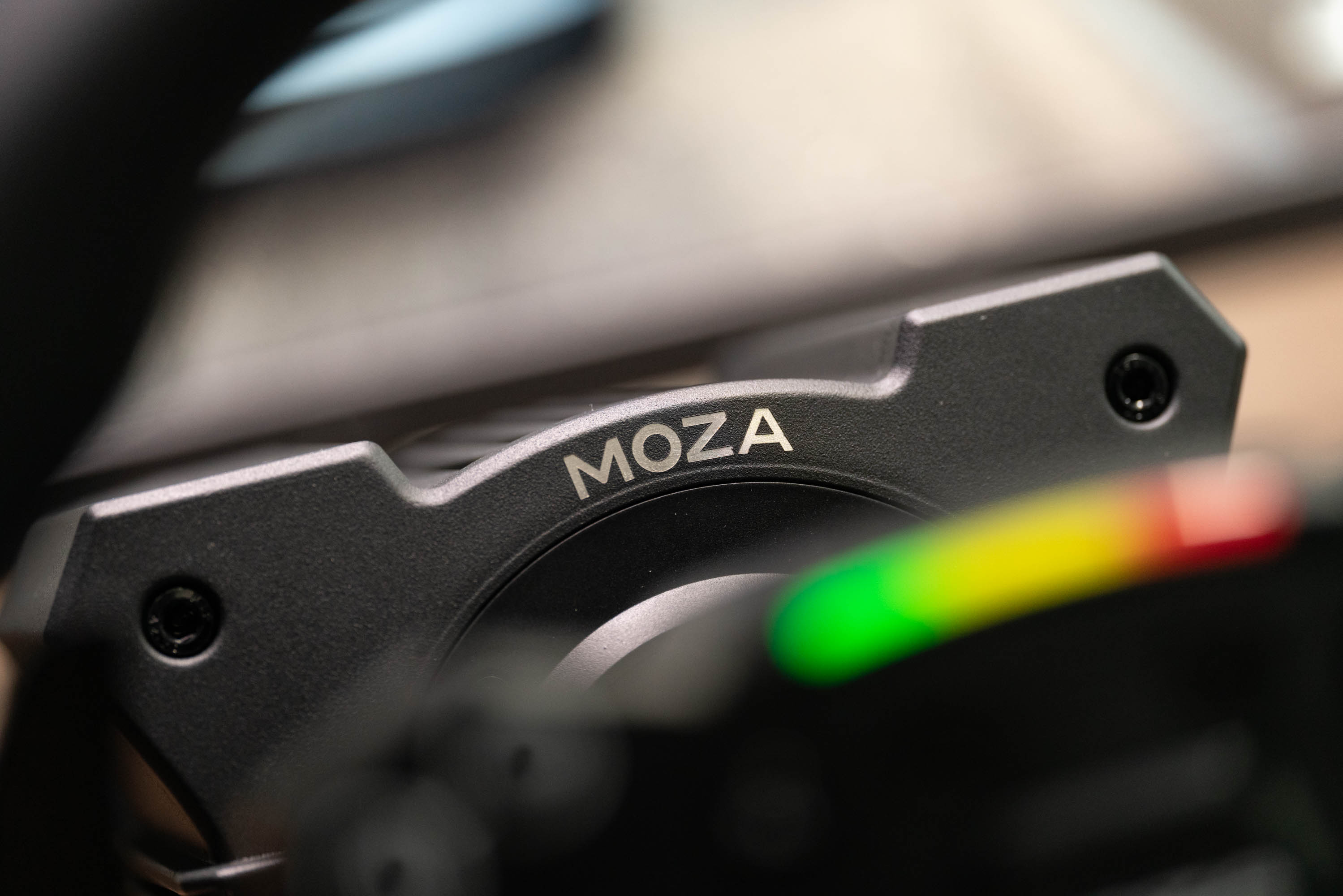 Moza R5方向盘评测：忘掉罗技G29吧