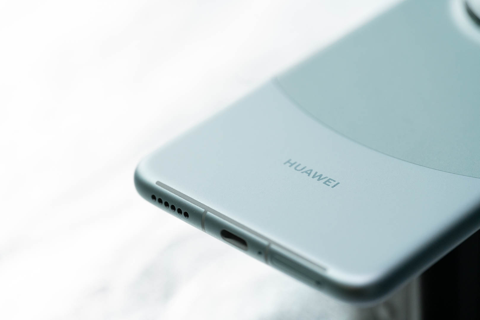 华为Mate 60 Pro信号测试：有遗憾，但惊喜更多