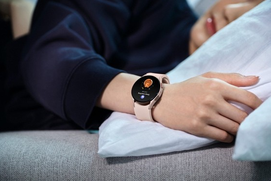 三星Galaxy Watch5系列智能手表:夏季运动的健康助手