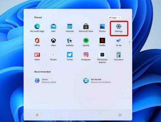 如何解决Win11资源管理器持续崩溃闪烁的问题？