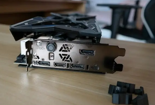 如何进行七彩虹3070ti火神的超频操作