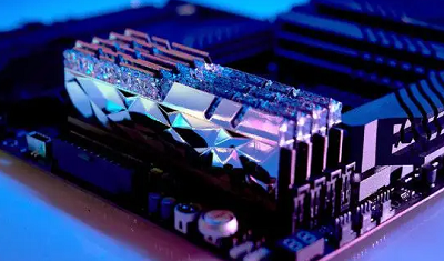 芝奇皇家戟怎么神光同步