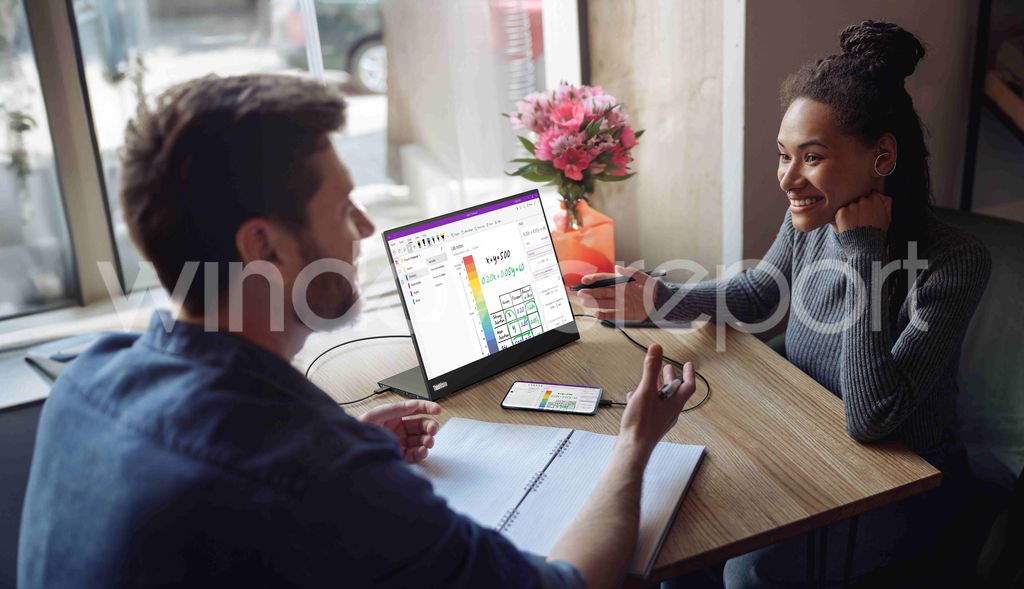 “戴帽”设计，联想 MWC 2024 新款笔记本阵容曝光