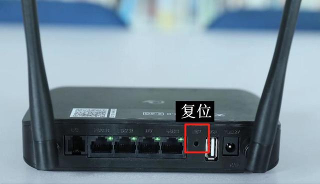 Win10微软商店登录界面一直转圈怎么办?