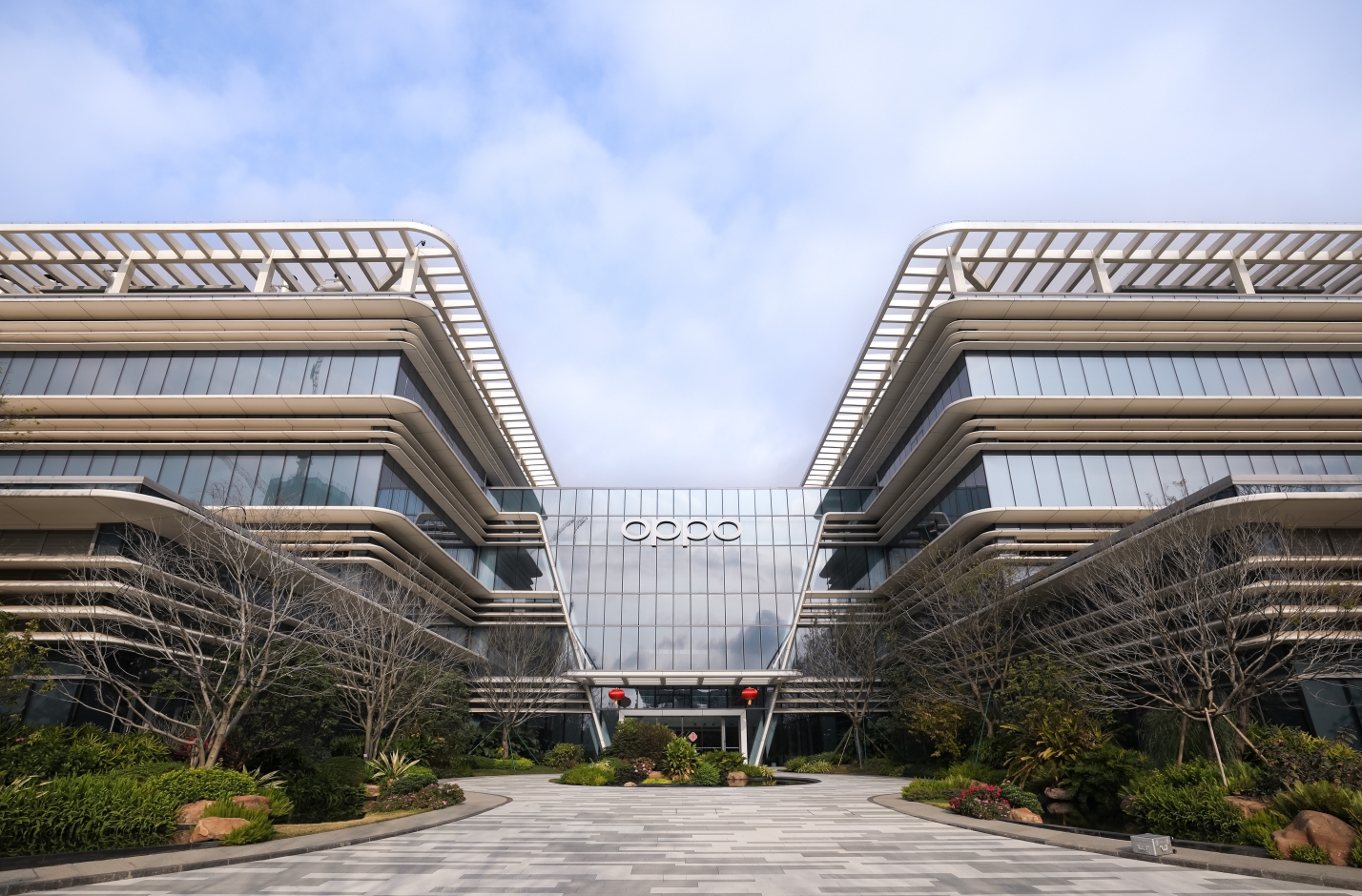 公布全新AI战略，OPPO想做AI手机时代的排头兵