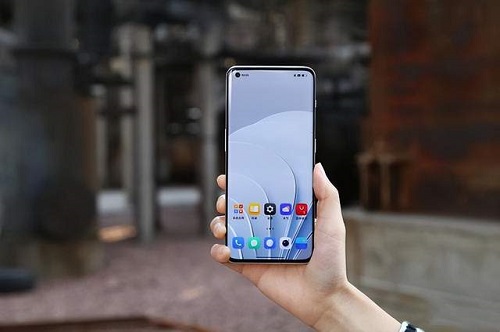 一加ACE 2V的显示屏