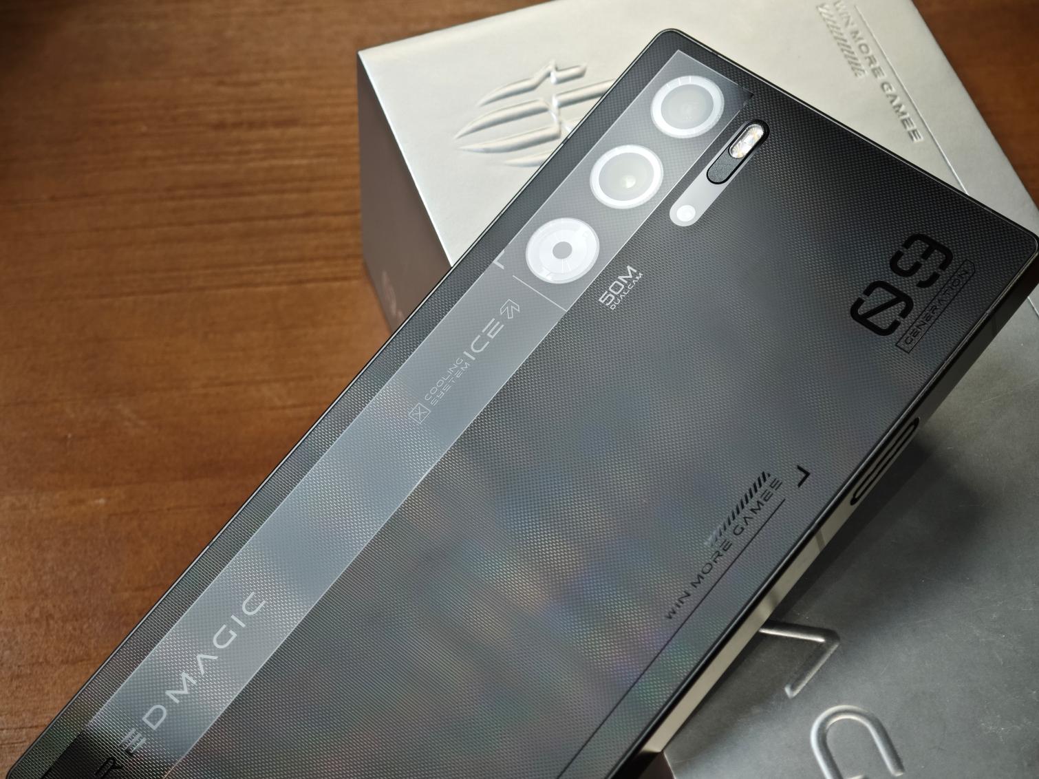 红魔9 Pro+评测：游戏手机、也可能是所有手机的终极形态